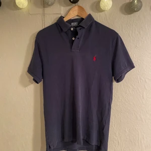 Ralph lauren pike - Skick 8/10, ingen defekt alls bara lite tvättad. Skriv vid minsta lilla fundering✉️🔥