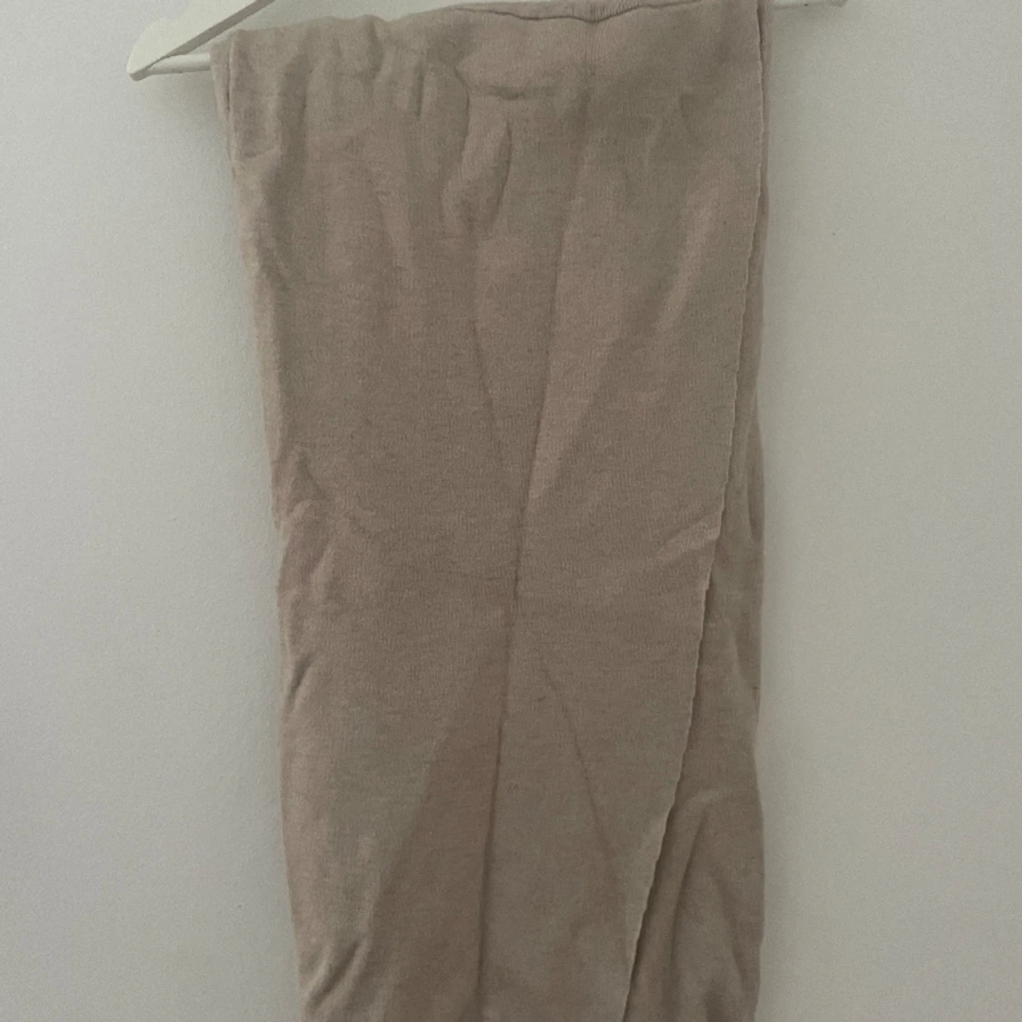 Stickat set tröja och kjol - 90