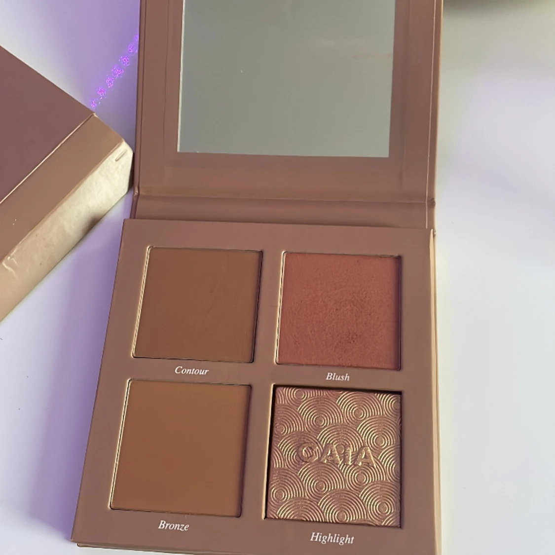 CAIA Face palette
