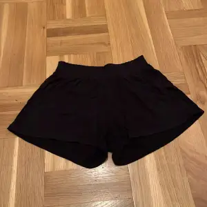 Puffiga shorts 