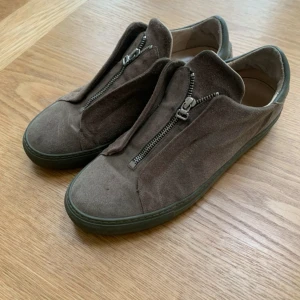 Arigato skor - Använda fåtal gånger annars extremt bra skick