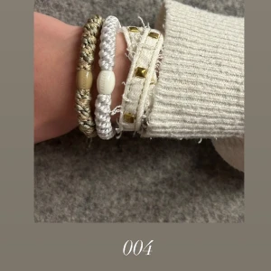 Jeans armband  - 36cm, dubbel armband hur ofta ser man det? Sitter jätte fint och är väldigt unik för sin stil! 🎸