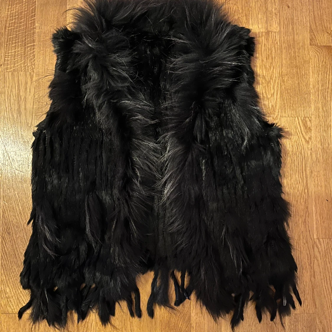 Hollies pälsväst strl 38