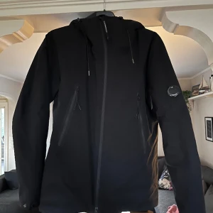 C.P Company vinter jacka - C.P Company vinter jacka Kvitto finns kvar  5200kr Helt ny