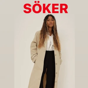 Trenchcoat NAKD - Söker denna trench, storlek 38 eller 40.