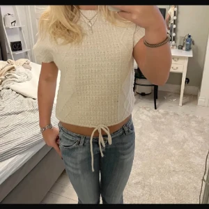 Stickad tröja - Super fin kortärmad stickad