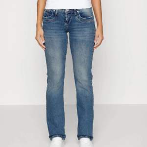 Säljer dessa ltb jeans då de inte kommit till användning, därav är de i väldigt bra skick!💕