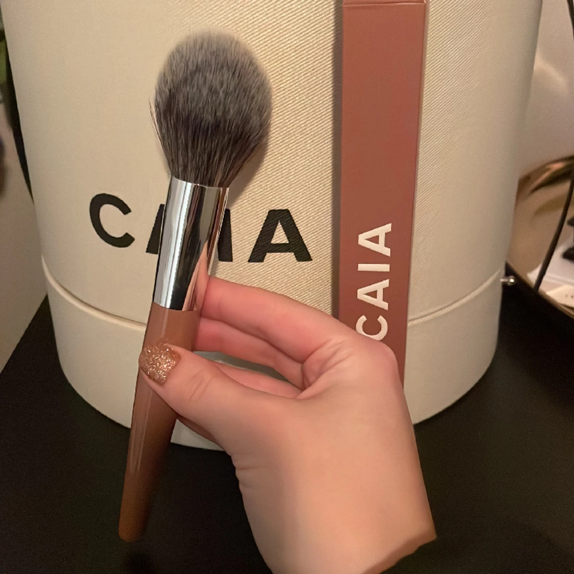 Caia Pointed Powder Brush F10