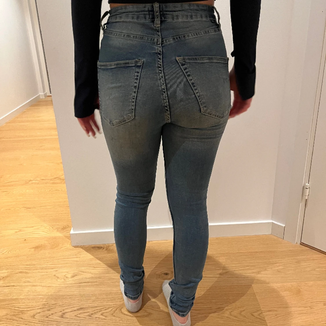 Ljusblåa jeans - 90