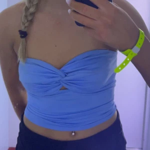 Ljusblå topp - Superfin