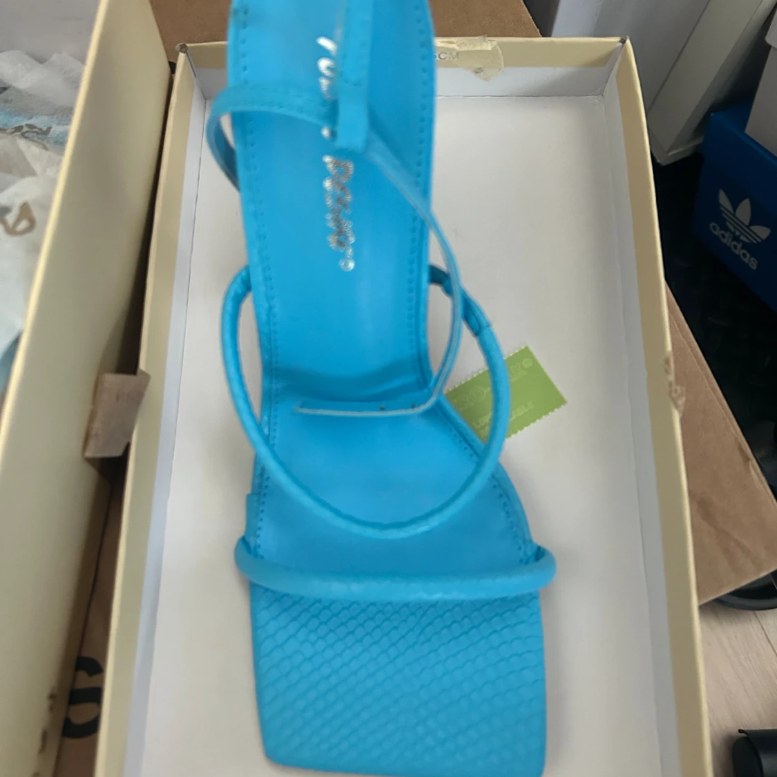 SOMMAR KLACKSKOR  - 91