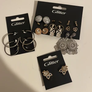 SMYCKEN!! - Massa oanvända smycken, flera är till och med oöppna. Skriv för pris