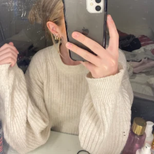 Stickad tröja  - Fin stickad tröja från h&m💕