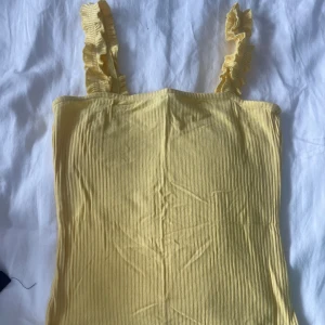 Gult linne - Storlek Xs Endast testad