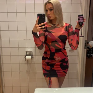 Klänning Nelly - Mesh klänning från Nelly använd 2 gånger, storlek S. 