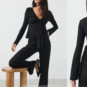 Svart knyt topp - Säljerin sjukt fina topp från Gina, aldrig andvänd och ser helt ny ut💘