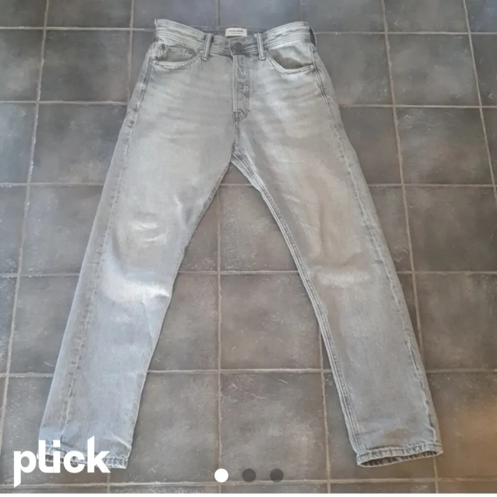 Riktigt snygga jack and jones jeans i nyskick. Priset kan diskuteras!. Jeans & Byxor.