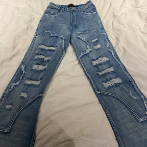 Jeans - Helt oanvända jeans från märker Racer Worldwide! Ordinarie pris: 1000kr