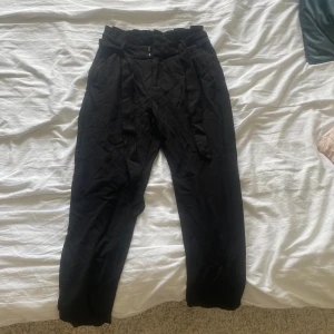 Kostymbyxor med knyt - Fina mjuka kostymbyxor 