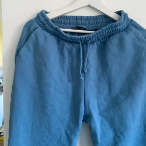 Mjukisbyxor - Mjukisbyxor från Zara! Passar s/m!