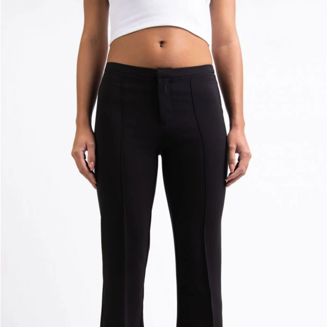 Lågmidjade kostymbyxor från Madlady