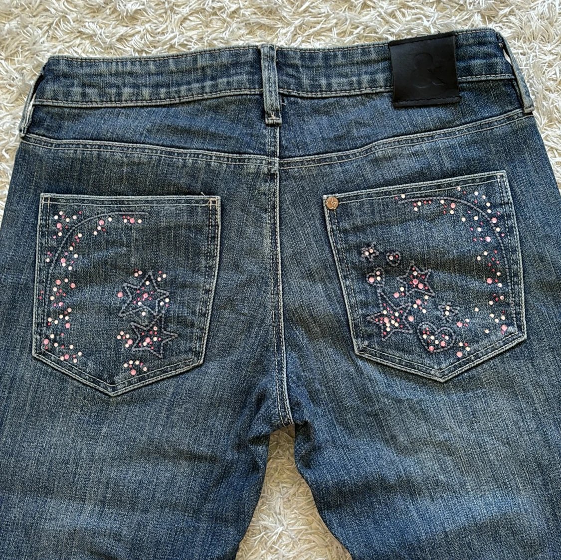 Söta jeans rosa rhinestones