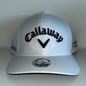 Callaway keps - Säljer en helt ny använd en gång på golfbanan säljer den pga att jag ångra köper skicket är 10/10