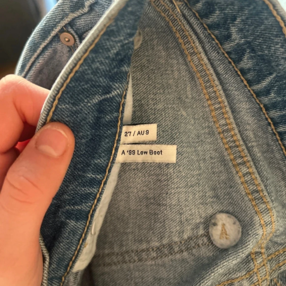 Low waist bootcut jeans  - 91