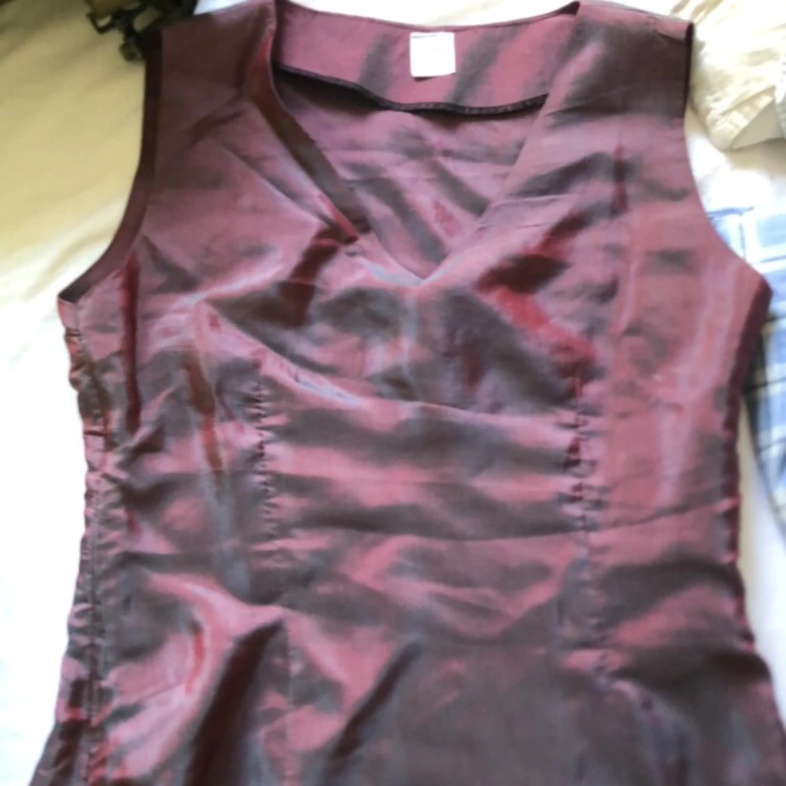 Såå fin skimrig tröja  - 90