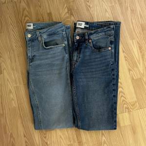 Två par lågmidjade bootcut jeans i modellen ”Low boot” från Lager 157 i storlek S full length. Originalpris 300/400kr st. 