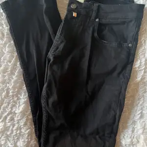 Svarta Morris jeans Slim fit Passar 180/185 cm