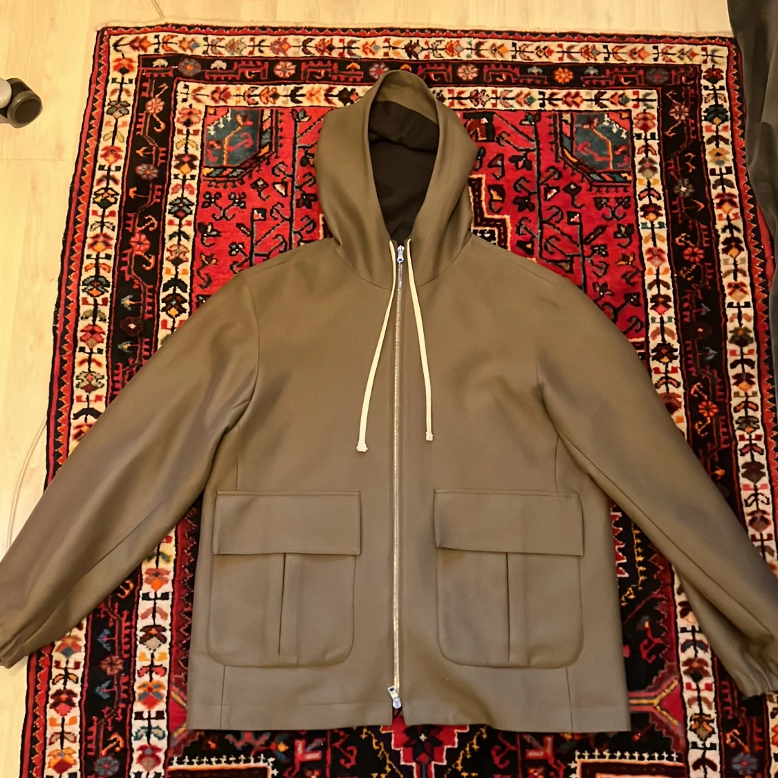 Tres Bien cropped oversized parka