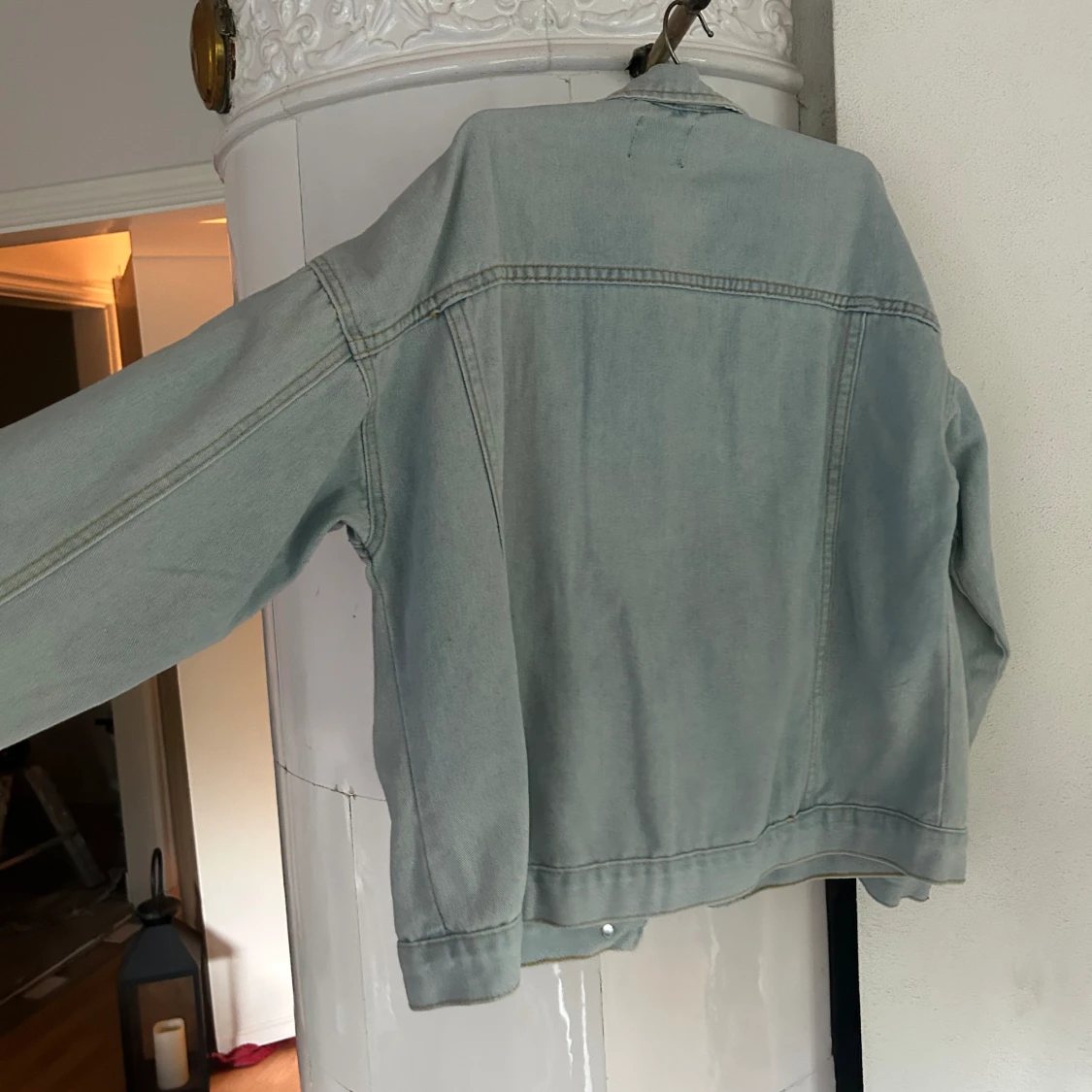 ljusblå jeansjacka - 93