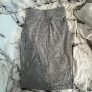 Fin grå kjol från lager 157💘