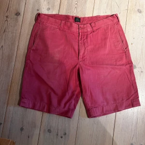 J.Crew shorts - Trevliga shorts fr ivy league märket J. Crew storlek 33  Använda k gott skick  Vid frågor tveka inte att höra av dig svarar fort