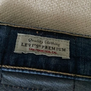 Levis skinny jeans - Mile high skinny jeans från Levis. Bra skick och inte jätteanvända. 