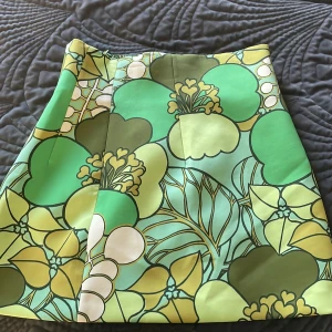 Kjol - Helt ny kjol från zara inte använd 