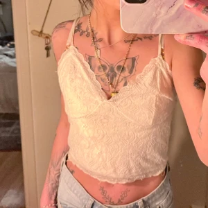 Sött linne  - Fint linne från Bikbok i strl s, bra skick