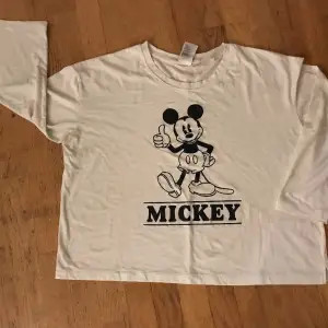 Mjuk skön vit tröja från H&M med Disney Mickey storlek XL 