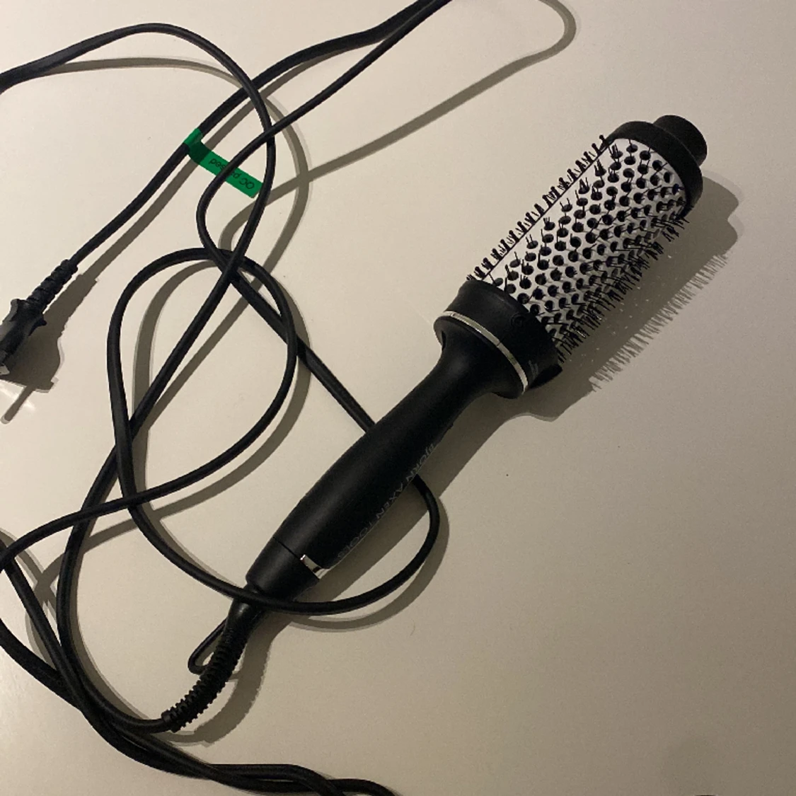 Stylingborste som ger stora lockar & glans