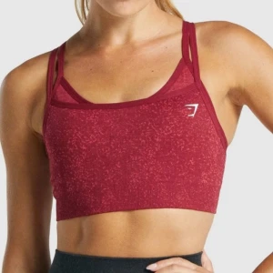 Gymshark topp  - Superfin röd topp från Gymshark som inte kommer till användning.  Använd va 1-2 ggr 