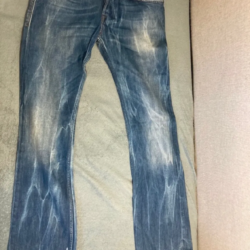 riktigt fetaaa jeans 💯🇪🇺💶. Jeans & Byxor.