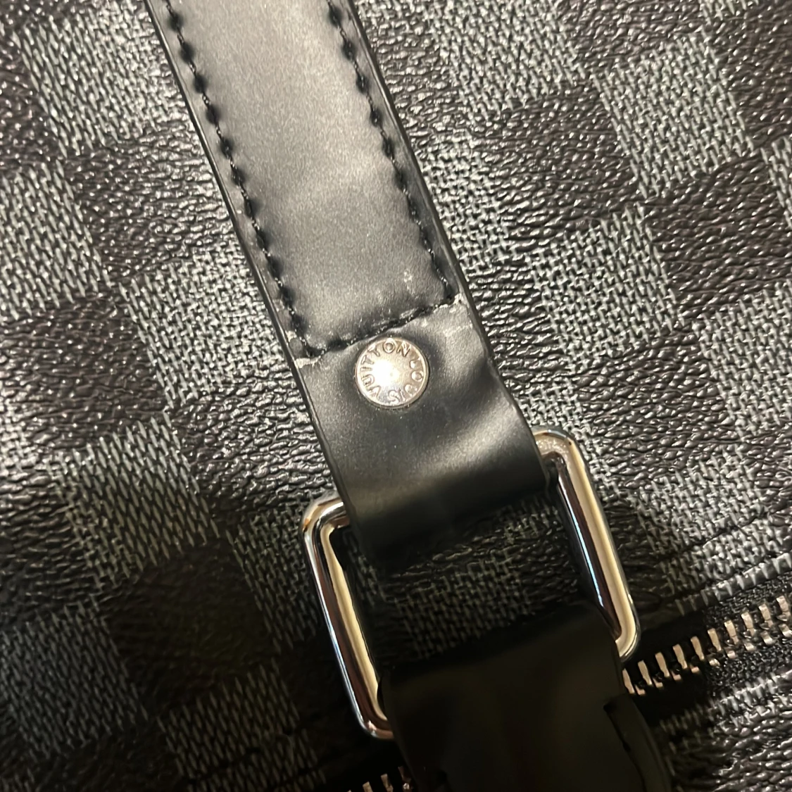 Louis Vuitton  väska  - 92
