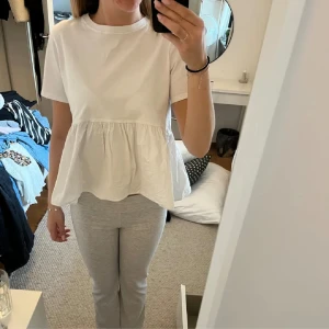 Superfin tröja från zara!!💘 - Jättebra skick kommer bara inte t användning💘💘