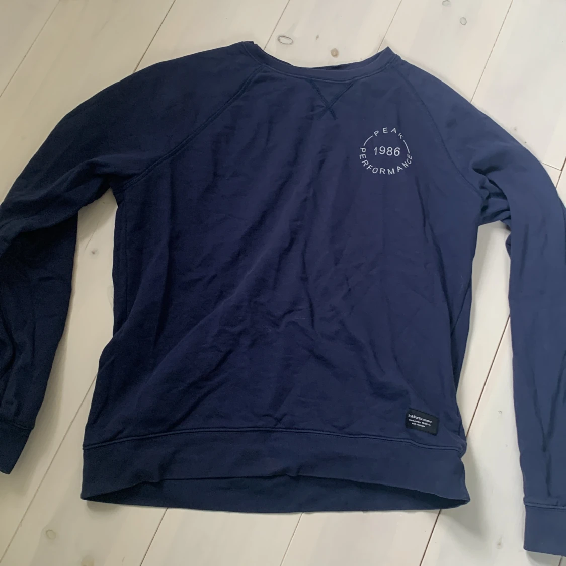 Peak performance tröja