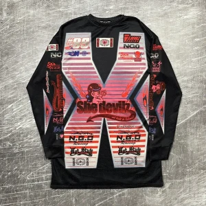 Racing klänning - Helt ny och oanvänd. Samma tryck på baksidan. Storlek s . Från new girl order