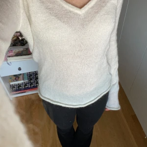 Brandy tröja🤍 - Cjute brandy tröja som inte används💔inga defekter + frakt tillkommer🫶🏻