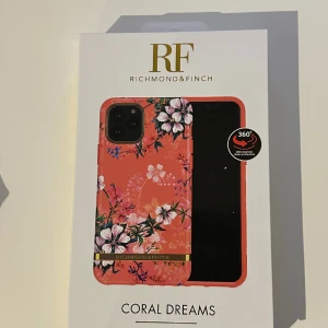 Mobilskal  - Mobilskal i bra skick, till iPhone 11