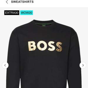 Säljer denna Boss tröja då den inte kommer till användning längre. Storlek S, passar M då det är herr.  Användt max 10 ggr bra skick, glittret på texten har dock lossnat lite. Pris diskuteras