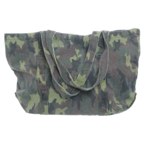 Zara väska - Jätte fin väska från zara!💖 Bra skick och säljs nu för endast 200:- (köptes för 499:-)